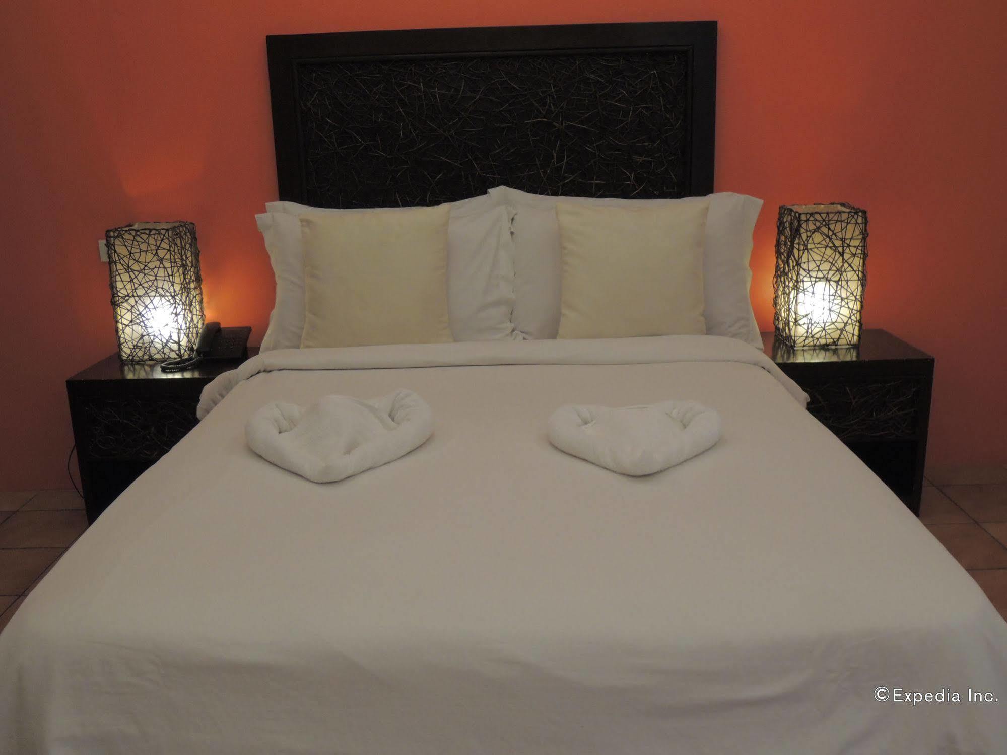 Elsalvador Beach Resort Maslog Kültér fotó